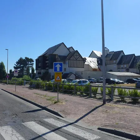Le Garden-1 By Interhome * Cabourg