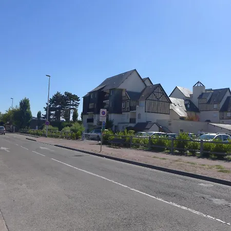 Le Garden-1 By Interhome Cabourg