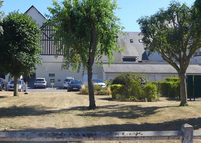 Le Garden-1 By Interhome Apartmán *